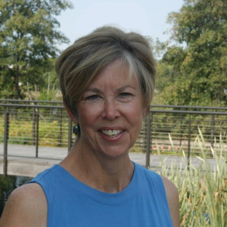 Julie Eberbach